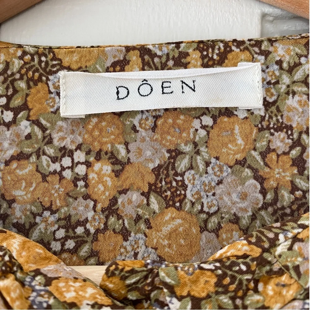 Doen Floral Puff-Sleeve Blouse in Mustard and Brown - Picture 7 of 9